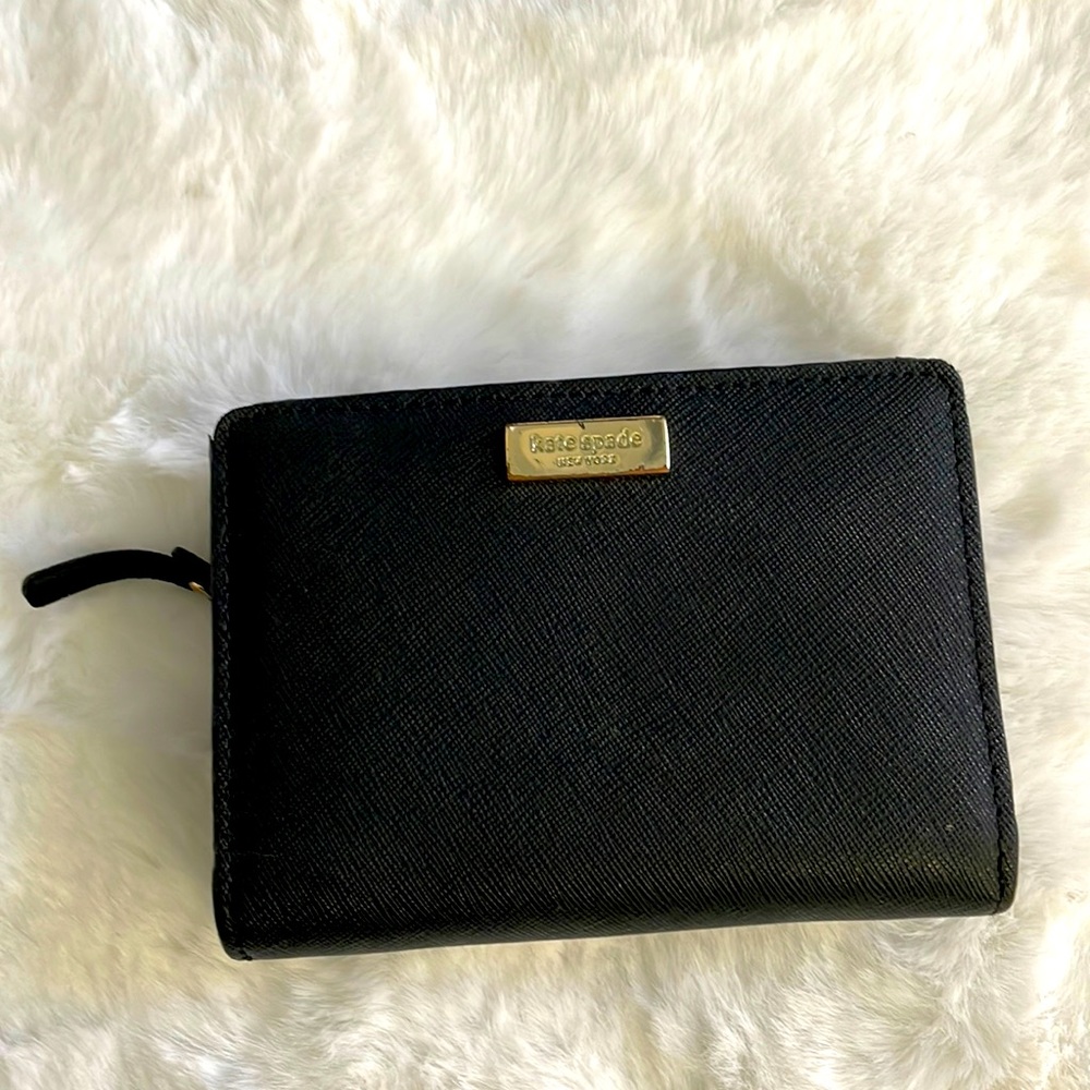 Black Kate Spade wallet